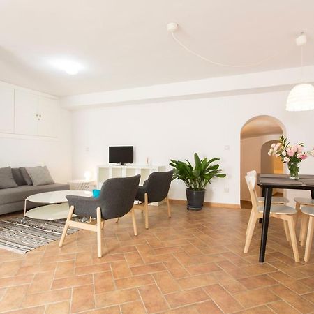 Montes Claros 26 Lägenhet Granada Exteriör bild